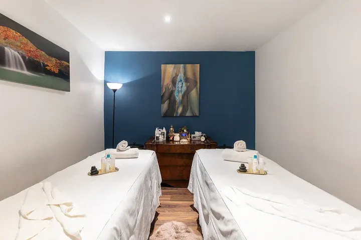 The couples room at Himalayan Beauty with two massage tables